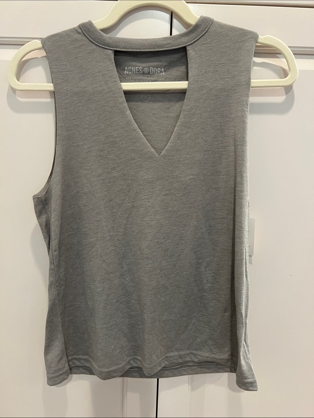 Agnes & Dora Sleeveless Gray V-Neck Tank